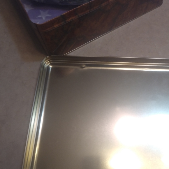 ♡3 for $20 - 550 piece Jigsaw Puzzle and Tin - American Flag - Picture 9 of 11